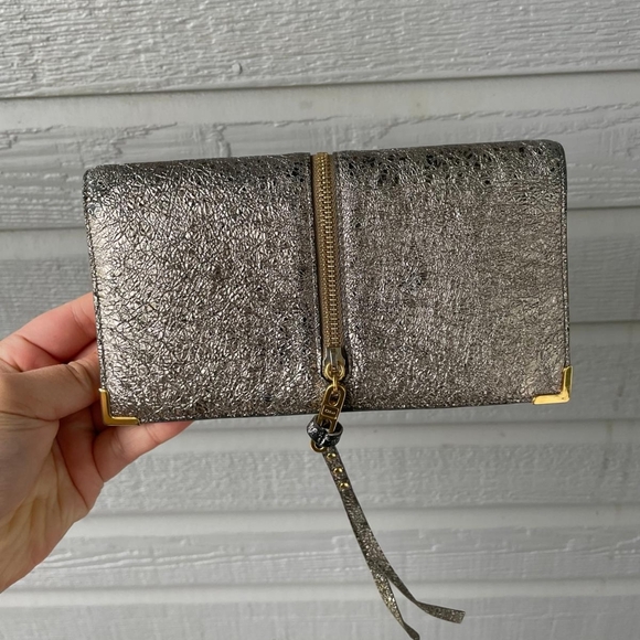 Chloe Handbags - Cholé Flap Cover Metallic Leather Long Wallet-Rare